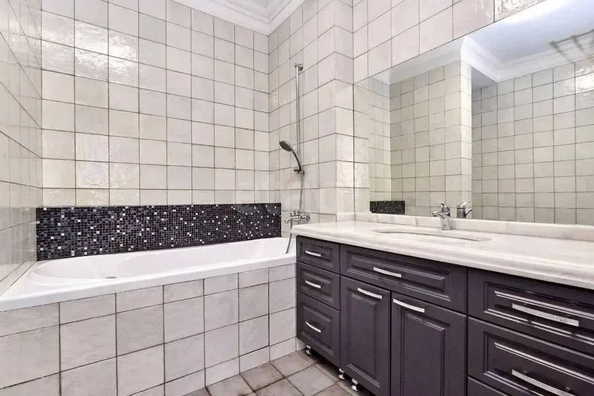 
  Продается 3-комн. квартира 180 м². Фото 14.