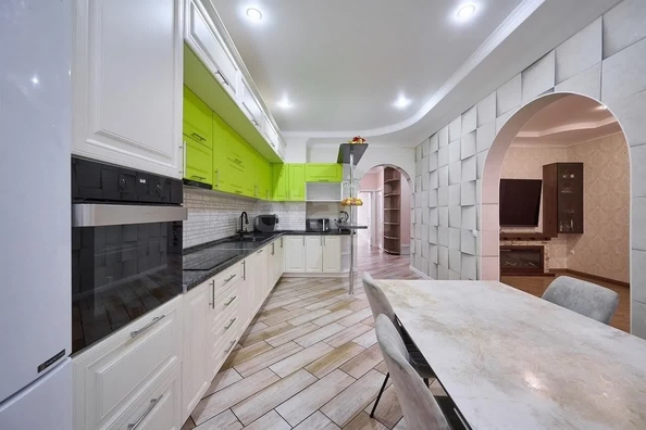 
  Продается 3-комн. квартира 94.6 м². Фото 1.