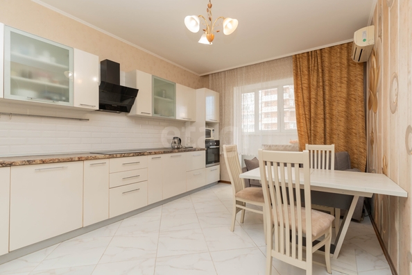 
  Продается 2-комн. квартира 71.5 м². Фото 2.