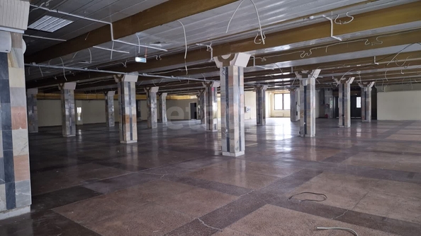 
  Сдается торговая площадь 1100 м². Фото 6.