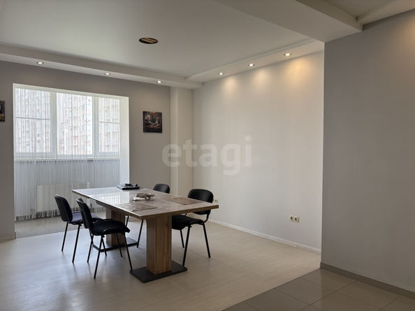 
  Продается 4-комн. квартира 198 м². Фото 12.