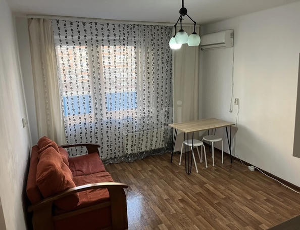 
  Продается 1-комн. квартира 35 м². Фото 1.
