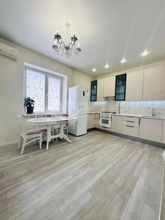 
  Продается 1-комн. квартира 57.8 м². Фото 1.