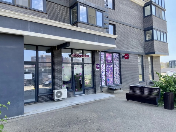 
  Продается торговая площадь 40.6 м², в ЖК САРМАТ, литера 2. Фото 2.