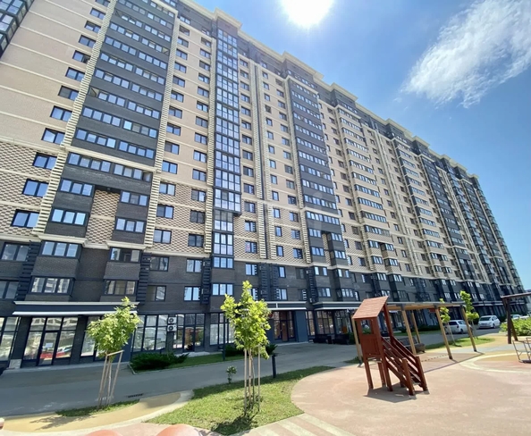 
  Продается торговая площадь 40.6 м², в ЖК САРМАТ, литера 2. Фото 4.