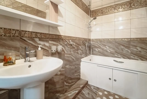 
  Продается 2-комн. квартира 57.6 м². Фото 2.