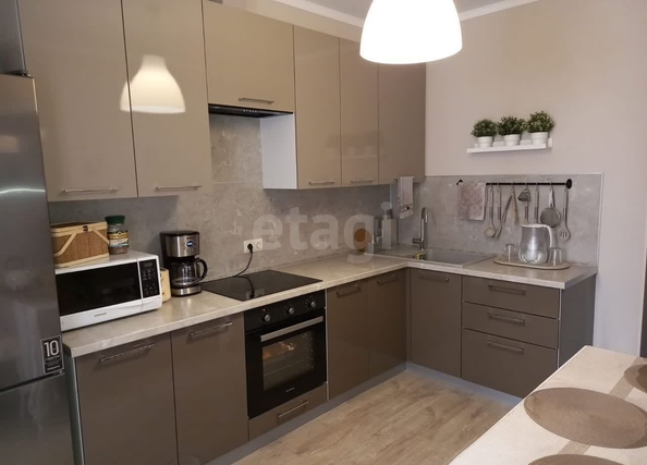 
  Продается 2-комн. квартира 56 м². Фото 1.