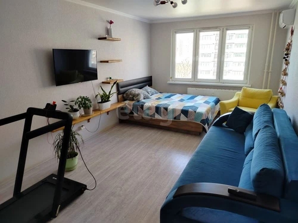 
  Продается 2-комн. квартира 65 м². Фото 2.
