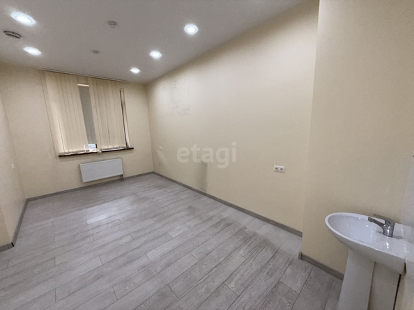 
  Сдается офис 326.9 м². Фото 25.