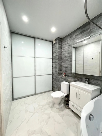 
  Продается 1-комн. квартира 50.7 м². Фото 6.