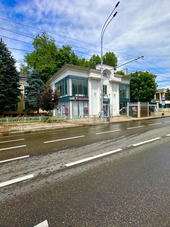 
  Продается универсальное помещение 560 м². Фото 2.