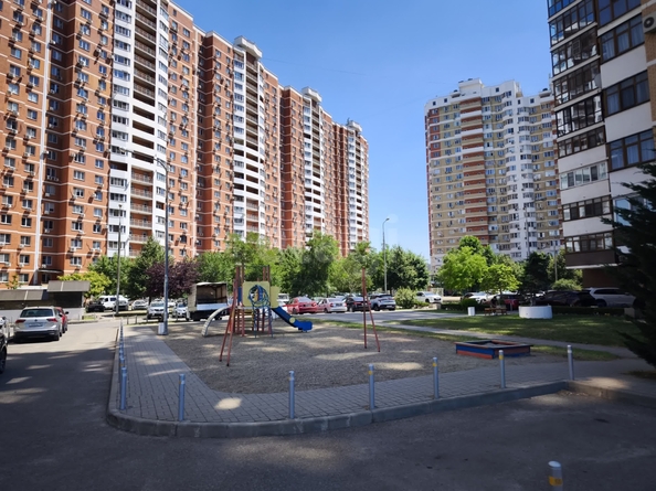 
  Продается 2-комн. квартира 59.8 м². Фото 48.