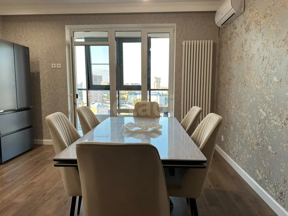 
  Продается 3-комн. квартира 118.5 м², в ЖК Avrora (Аврора). Фото 3.