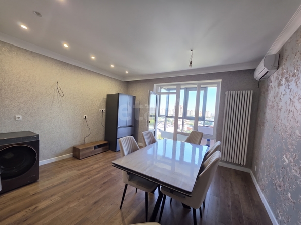 
  Продается 3-комн. квартира 118.5 м², в ЖК Avrora (Аврора). Фото 4.