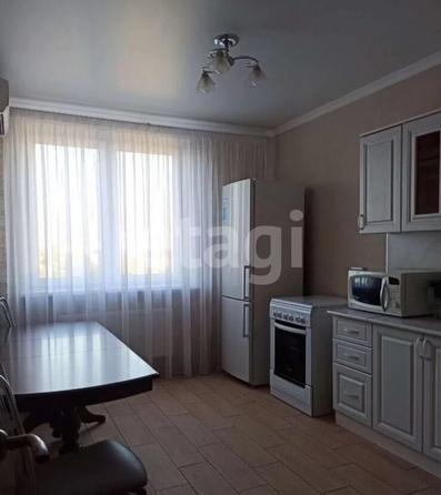 
  Сдается 1-комн. квартира 43 м². Фото 1.