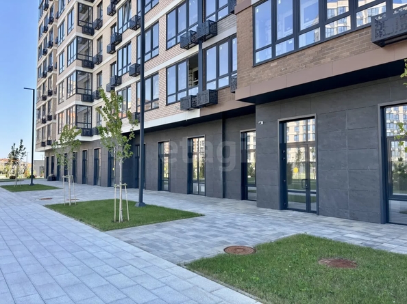 
  Продается универсальное помещение 58.4 м², в ЖК Теплые края, литер 6. Фото 5.