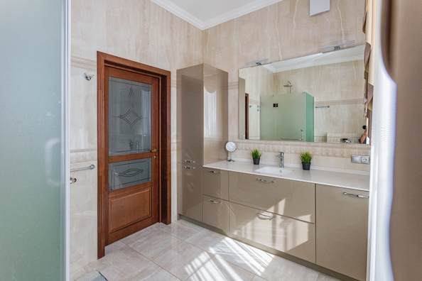 
  Продам дом 360 м². Фото 15.
