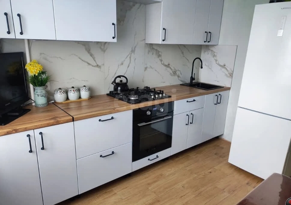 
  Продается 3-комн. квартира 61.9 м². Фото 1.