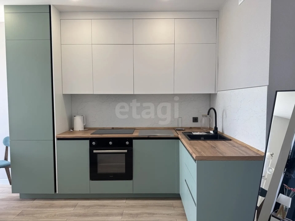 
  Сдается 1-комн. квартира 47.6 м². Фото 1.