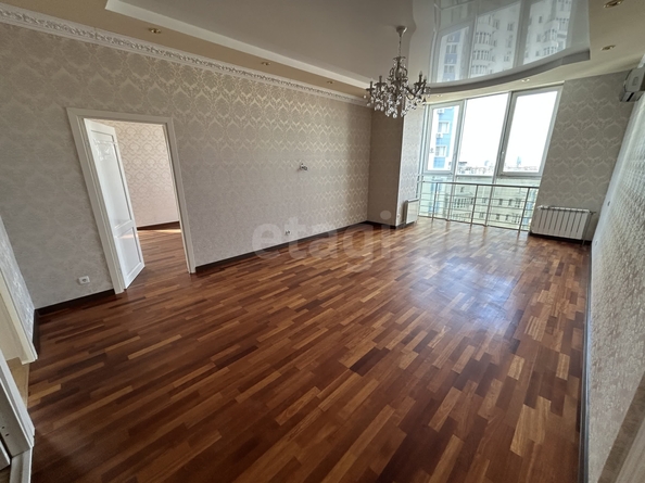 
  Продается 3-комн. квартира 82.8 м². Фото 1.