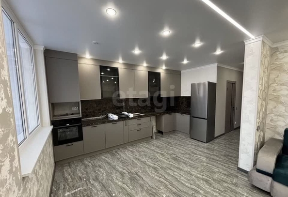 
  Сдается 2-комн. квартира 80 м². Фото 1.