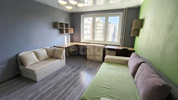 
  Продается 2-комн. квартира 56.8 м². Фото 1.