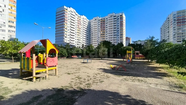 
  Продается 2-комн. квартира 56.8 м². Фото 7.