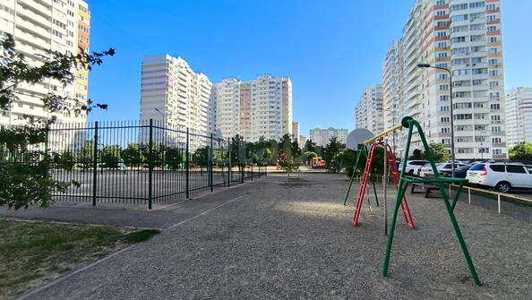 
  Продается 2-комн. квартира 56.8 м². Фото 8.