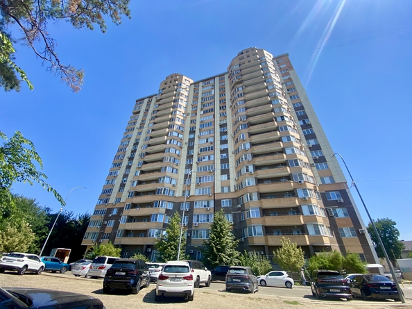 
  Продам 4-комн. квартира 177 м². Фото 1.