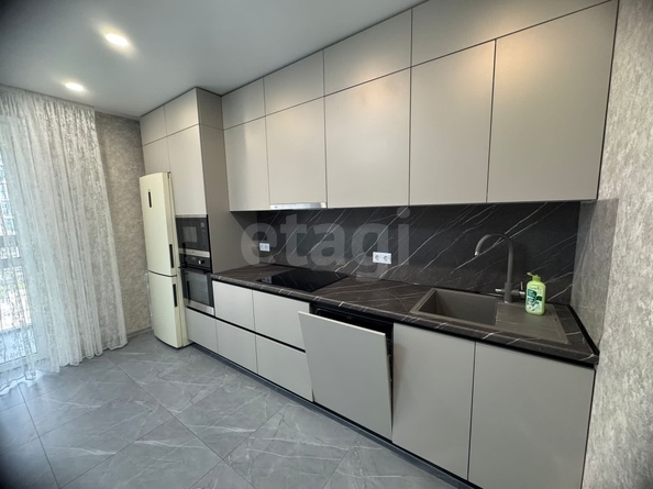 
  Сдается 2-комн. квартира 66.8 м². Фото 2.