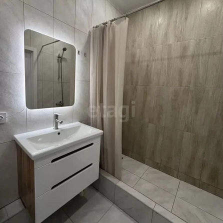 
  Сдается 1-комн. квартира 40 м². Фото 8.