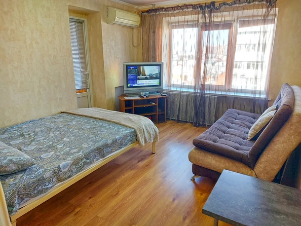 
  Сдается посуточно 1-комн. квартира 36 м². Фото 1.