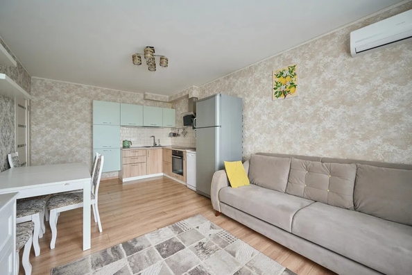 
  Сдается посуточно 2-комн. квартира 65 м². Фото 1.