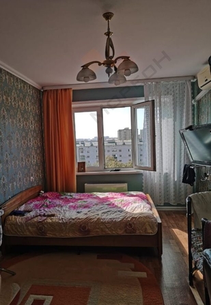
   Продам 2-комнатную, 60.8 м², Черкасская ул, 129

. Фото 1.