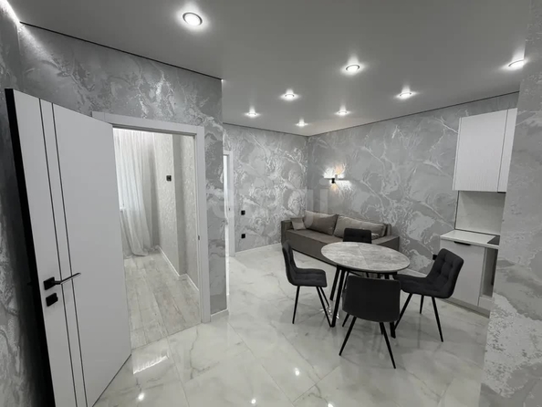 
  Продается 2-комн. квартира 42 м², в ЖК Отражение, 1 очередь литера 1. Фото 3.