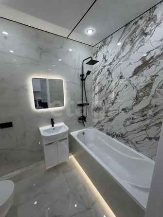 
  Продается 2-комн. квартира 42 м², в ЖК Отражение, 1 очередь литера 1. Фото 8.