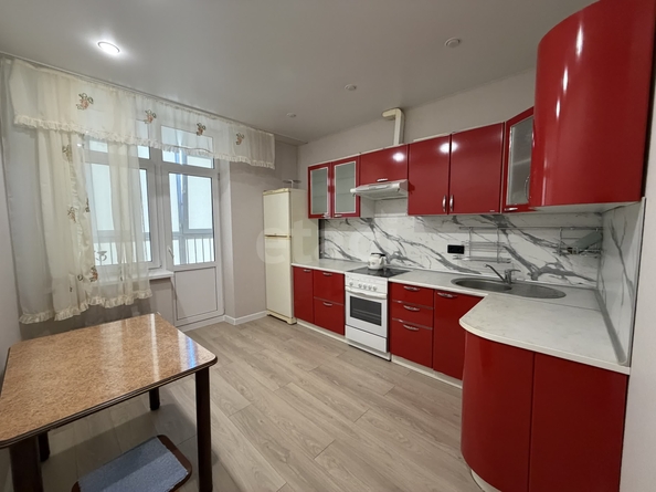 
  Сдается 1-комн. квартира 41.4 м². Фото 1.