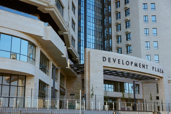 
  Продается 4-комн. квартира 120 м². Фото 1.