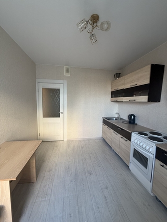 
  Сдается 1-комн. квартира 38 м². Фото 2.