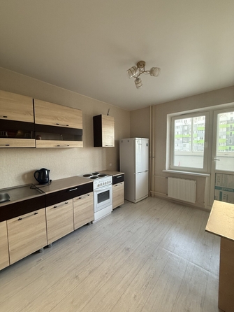 
  Сдается 1-комн. квартира 38 м². Фото 3.