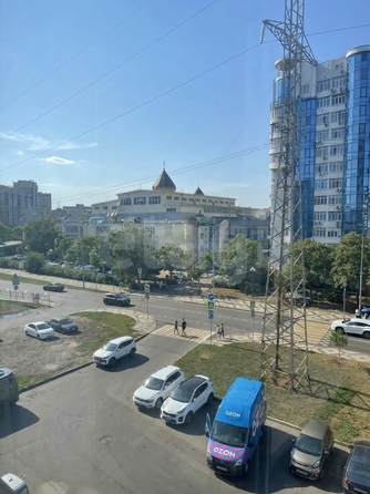 
  Продается 2-комн. квартира 65.9 м². Фото 2.