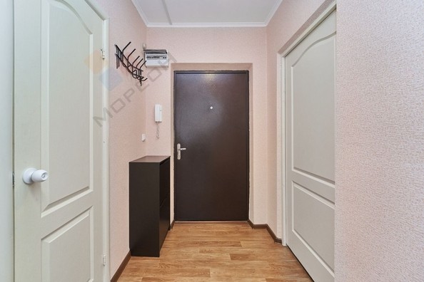 
   Продам 1-комнатную, 38 м², Байбакова Н.К. ул, 21

. Фото 1.