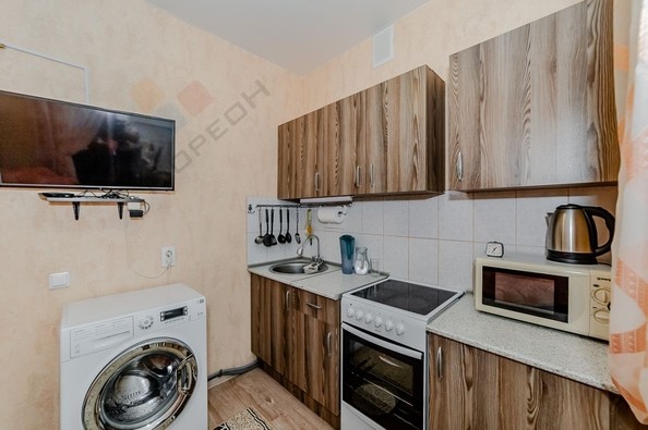 
   Продам 1-комнатную, 35.9 м², Дунаевского И.И. ул, 9

. Фото 2.