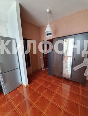 
   Продам 3-комнатную, 42 м², Водораздельная (Хостинский р-н) ул, 14

. Фото 7.