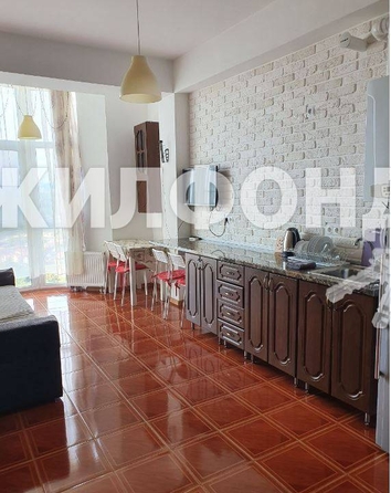 
   Продам 3-комнатную, 42 м², Водораздельная (Хостинский р-н) ул, 14

. Фото 8.