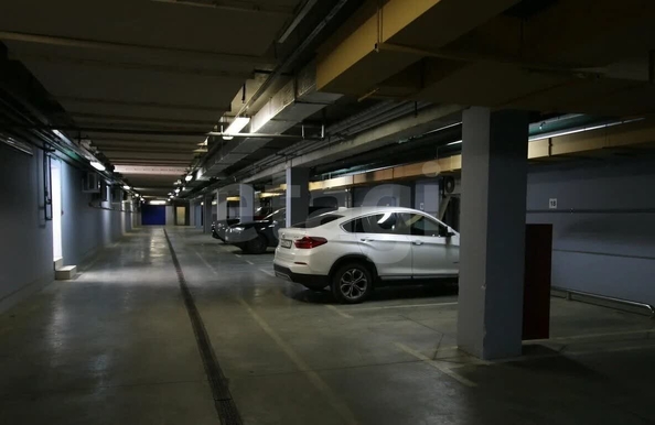 
  Продается парковка 14 м². Фото 1.
