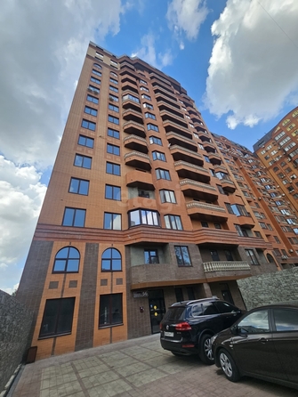 
  Продается 2-комн. квартира 71.5 м². Фото 1.