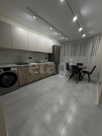 
  Сдается 1-комн. квартира 43 м². Фото 1.
