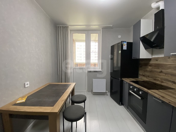 
  Сдается 1-комн. квартира 37 м². Фото 2.