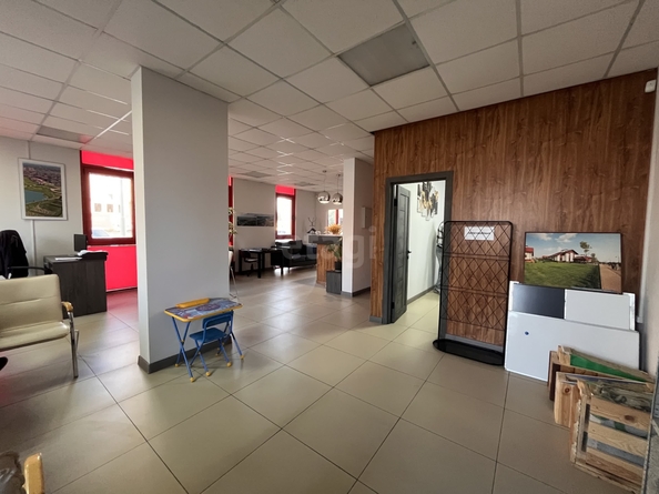 
  Продается универсальное помещение 300 м². Фото 6.